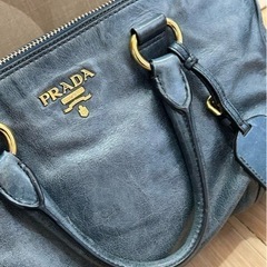 PRADA レザー ハンドバッグ の画像