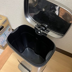 ステンレス　ゴミ箱の画像