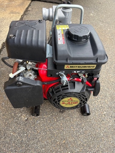 MITSUBISHI エンジンポンプ