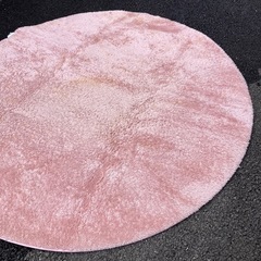 無料　丸いカーペット一部汚れ有りますの画像