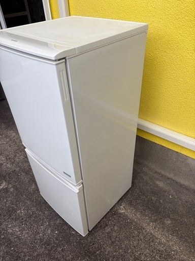 冷凍冷蔵庫　シャープ　SHARP SJ-C14-W  137L