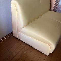 2人用ソファ　黄色の画像