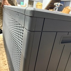 未使用品　380L物置 少し傷あり 収納庫 屋外 防水 耐候 380Ｌ大容量 幅123*奥行57*高さ62cm ベランダ収納 大型物置 倉庫 ベランダストッカー 屋外収納 ガーデン収納 ベンチ コンテナ ガーデン/庭/ベランダ 収納 大容量 おしゃれの画像