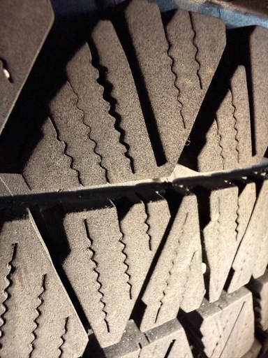 225/65 R17 スタッドレス4ほん４本