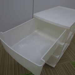 （豊中市・伊丹市 市民限定）3段衣装ケースキャスター付き（豊中市伊丹市クリーンランド・リユース品）管理番号251006の画像
