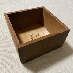 レトロ　古い味のある一升桝 木箱 一升枡 入れ物 古民具 木製 古木 置物の画像
