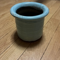 花器　2つの画像