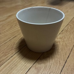 花器　2つの画像