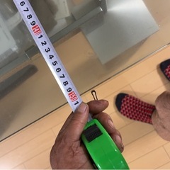 ガラスのダイニングテーブルセットの画像