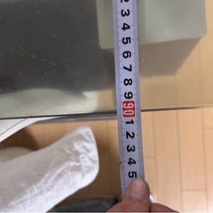 ガラスのダイニングテーブルセットの画像