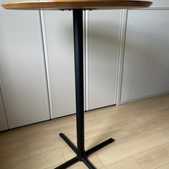 丸型カウンターテーブル　ハイテーブルの画像