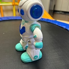 ロボットおもちゃの画像