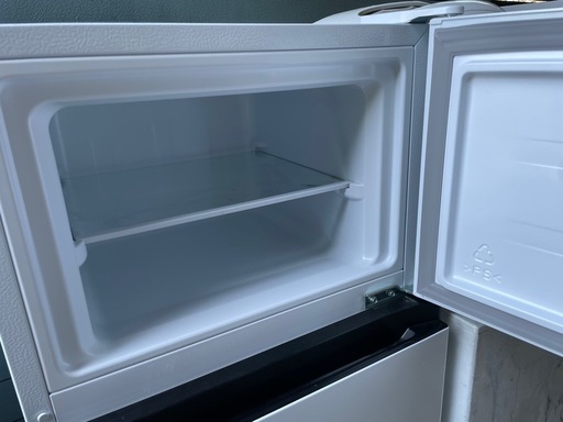 中古美品　2023年ハイセンスHisense 冷蔵庫 124L HR-B12E3W一人暮らしお勧めします