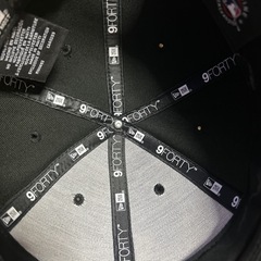 NEWERA  WHITE 
キャップの画像