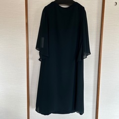 UNFURLワンピースの画像