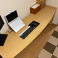 【幅200センチ！パソコンデスク】無料引き取り希望！の画像