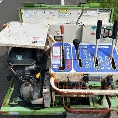 スター　マニアスプレッダー ダンプ　自走式　積載600Kg 10馬力 セル始動 クローラー　キャタピラ　マニアスプレッダ　堆肥散布機 肥料振り　肥料　堆肥　散布　運搬車　鶏舎 木くずまき　ビータ　宮崎　簡易始動動画ありの画像