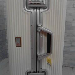 コストコ品番　17733 スイスミリタリー プレミアム Cタイプ 64L SM-C624 ホワイト　A16678の画像