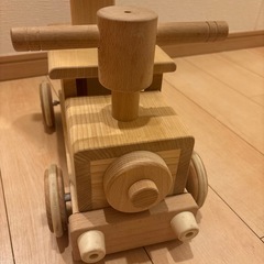 木製手押し車の画像