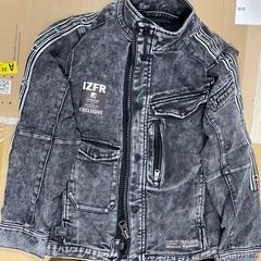 IZFPのメンズ作業着です。の画像