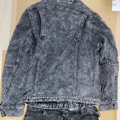 IZFPのメンズ作業着です。の画像
