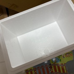 保冷用　発泡スチロール　箱の画像