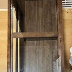 中古ガラステーブル（Meuble製）直接引き取り希望の画像