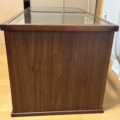 中古ガラステーブル（Meuble製）直接引き取り希望の画像