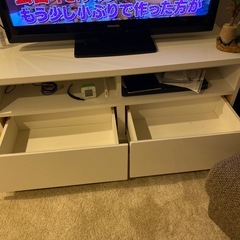 テレビ台の画像