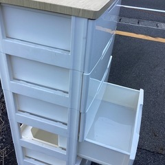 7段チェスト タンス プラスチック製 白色の画像