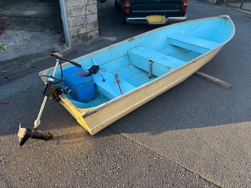 船・スラスター・ステンレスアンカー・パナソニックバッテリー・家庭用コンセント対応バッテリー充電器・バッテリーボックス