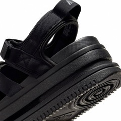 値下不可 新品 ナイキ NIKE 厚底サンダル アイコンクラシック 22 ブラック ICON CLASSICの画像