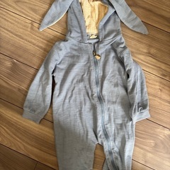 うさぎロンパースの画像