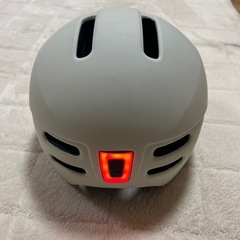 自転車ヘルメット 大人用 ヘルメット ce認証 超軽量 通気性 日焼の画像