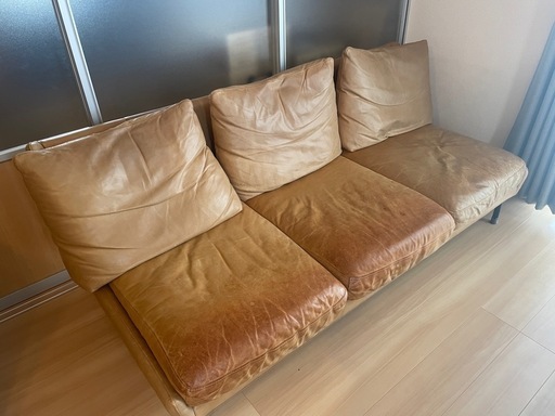 unico ホクストン　レザーソファ　配送可