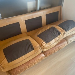 お値下げ　
unico ホクストン　レザーソファ　配送可の画像