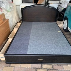 SERTA ダブルベッドセットの画像
