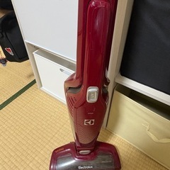 【ジャンク】エレクトロラックススティック掃除機の画像