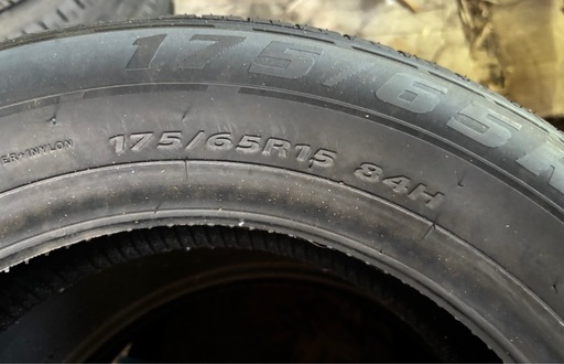 新品未使用　ZEETEX ZT6000 eco 175/65R15 84Hタイヤ