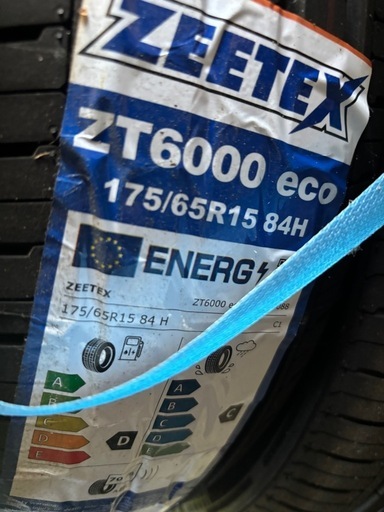 新品未使用　ZEETEX ZT6000 eco 175/65R15 84Hタイヤ