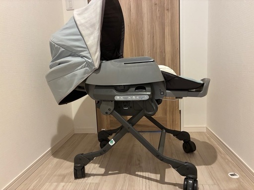 コンビ　ネムリラ　ハイチェア電動