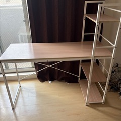 ラック付きデスク
の画像