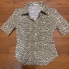 豹柄シャツの画像