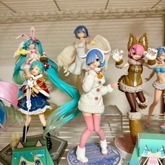 フィギュアまとめ売り　Re：ゼロから始める異世界生活　レム　ラム　初音ミク　リゼロ　人形の画像