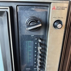 MITSUBISHI 三菱 カラーテレビ 20CKS-956 通電確認済み 昭和レトロ ブラウン管テレビ うす形高雄 の画像