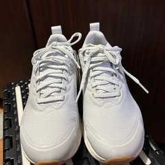 新品タグ付き NIKE エア マックス ニュアクシス W AIR MAX NUAXIS ナイキ IB4494-025 23cmの画像