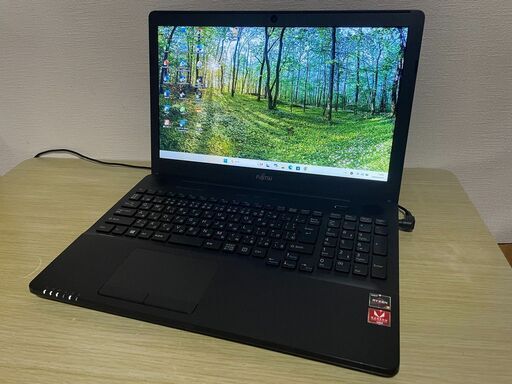 爆速　富士通  SSD 256GB 8GB ノートPC Office