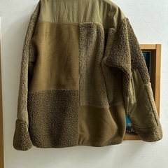 ユニクロ　エンジニアドガーメンツ コンビネーション フリース ジャケット Mの画像