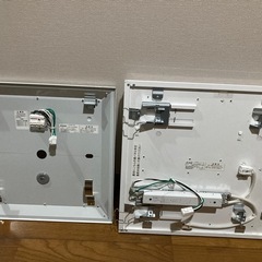 LED照明器具（スクエアタイプ）の画像