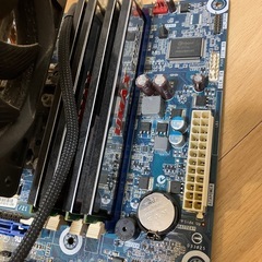 マザーボード、メモリ、CPUセットの画像